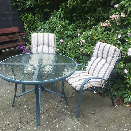 Davidsons Luxury Homestay Lower Hutt Esterno foto
